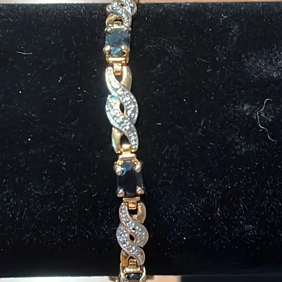 Sapphire and Diamond bracelet- 18KT gold over sterling silver - Picture 3 of 5